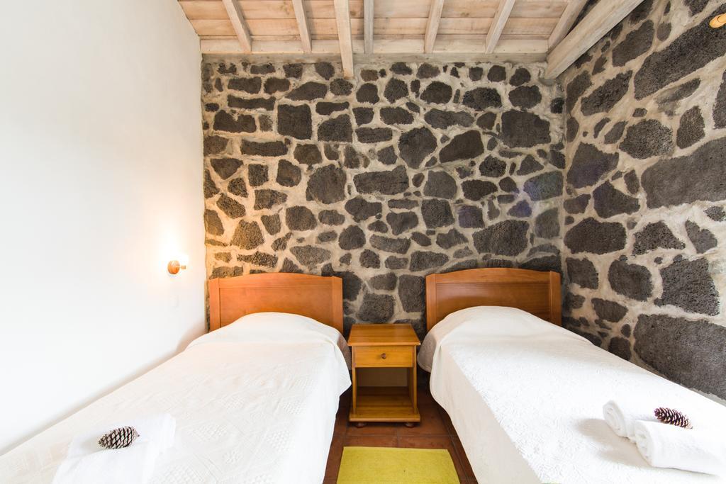 Casa Do Alambique Guest House Santa Luzia  ภายนอก รูปภาพ