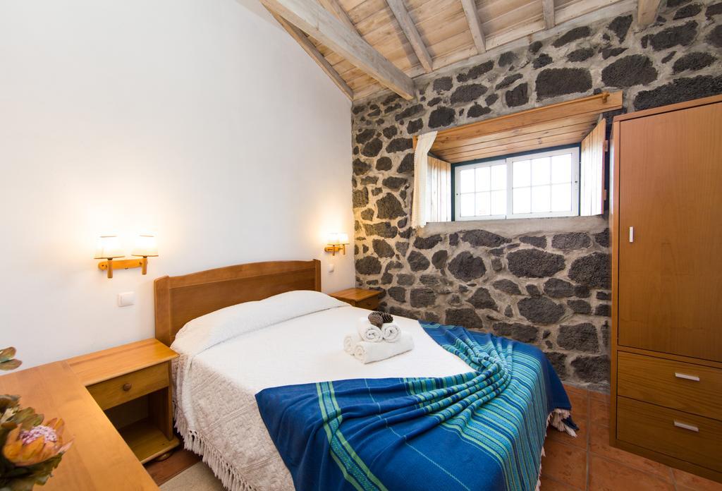 Casa Do Alambique Guest House Santa Luzia  ภายนอก รูปภาพ