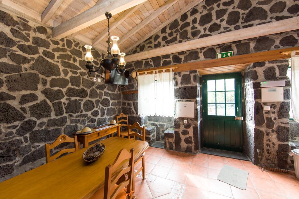 Casa Do Alambique Guest House Santa Luzia  ภายนอก รูปภาพ